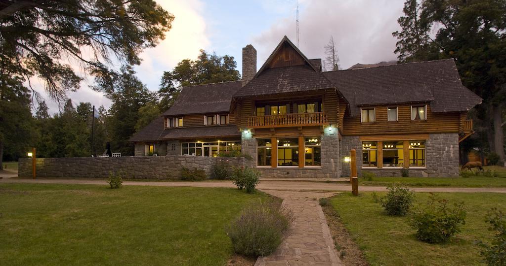 Hosteria Futalaufquen Lago Futalaufquen Exterior photo