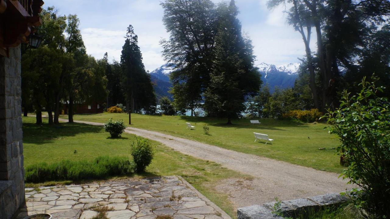 Hosteria Futalaufquen Lago Futalaufquen Exterior photo